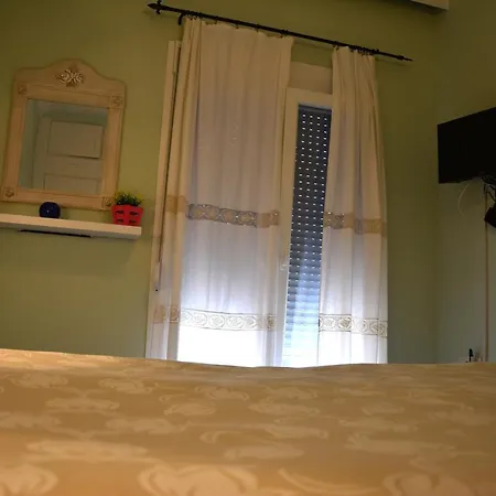 Moudania's Cozy Apartment *