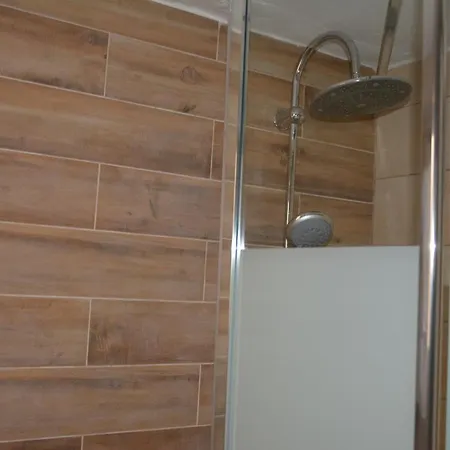 Moudania's Cozy アパート *